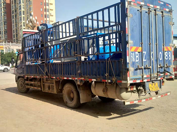 濮陽(yáng)客戶機(jī)器已裝車完畢，老板坐等收貨